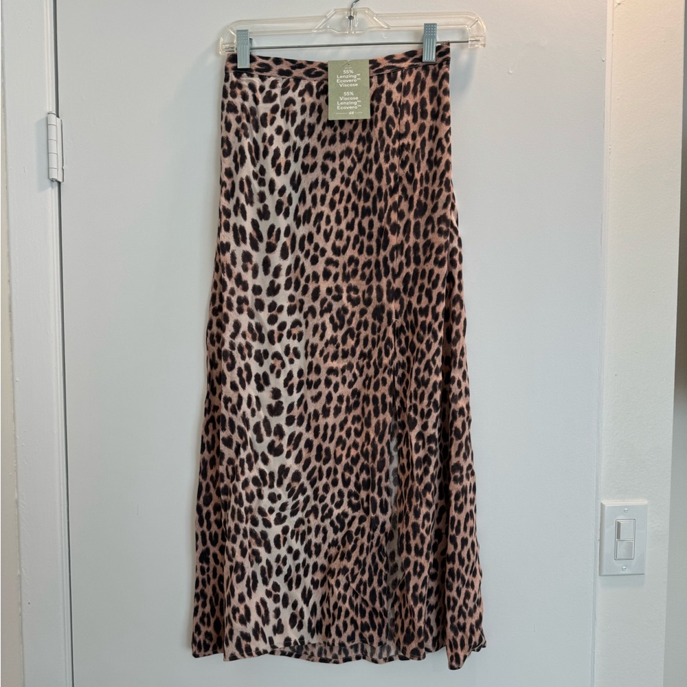 H&M Leopard Print Midi Skirt in Brown and Black